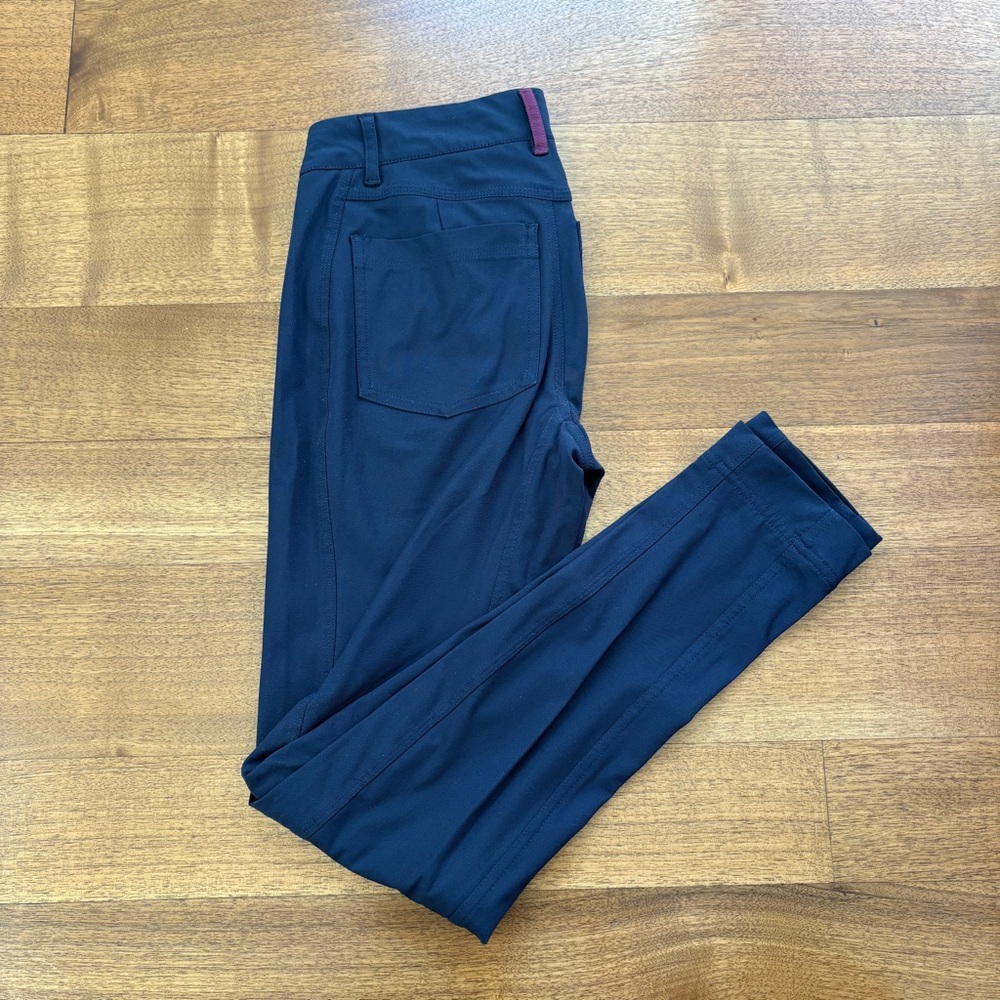 Lululemon Navy Slim Cropped Work Pants Vintage